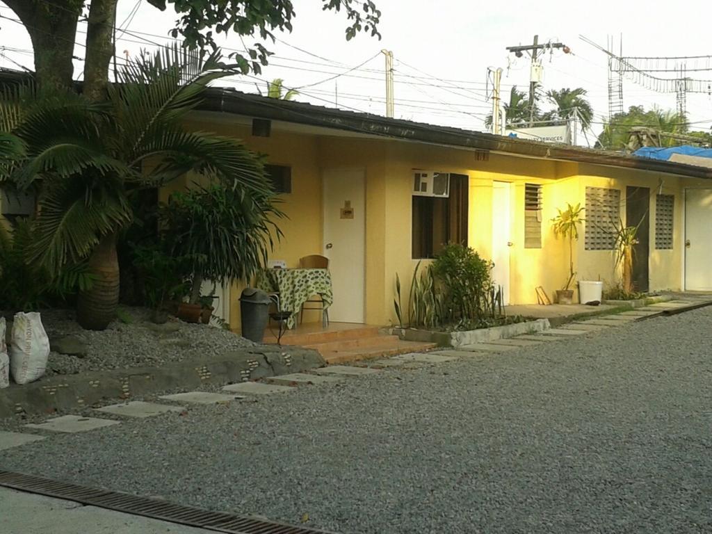11Th Street Bed And Breakfast Bacolod Exteriör bild