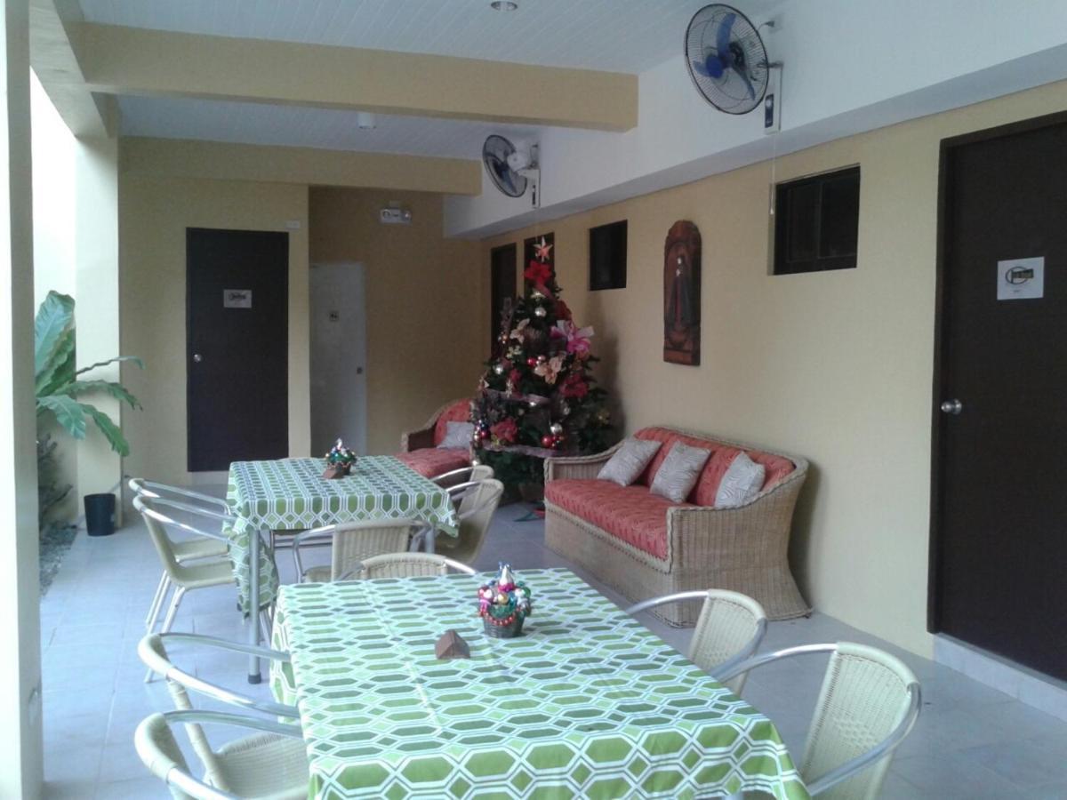 11Th Street Bed And Breakfast Bacolod Exteriör bild